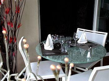 Logis Les Charmilles Chalon-sur-saone Sud Hotel 3*
