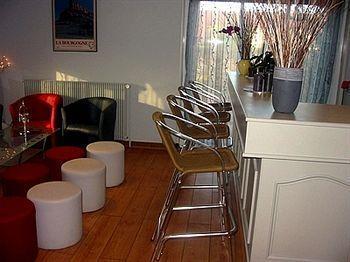 Logis Les Charmilles Chalon-sur-saone Sud 3*